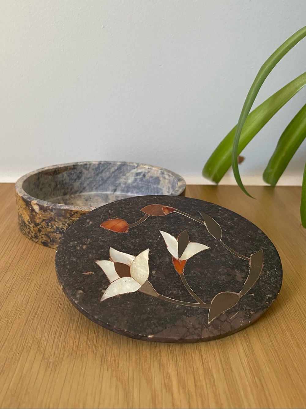 Vintage Mother of Pearl Inlaid Stone Trinket Box with Floral Motif India